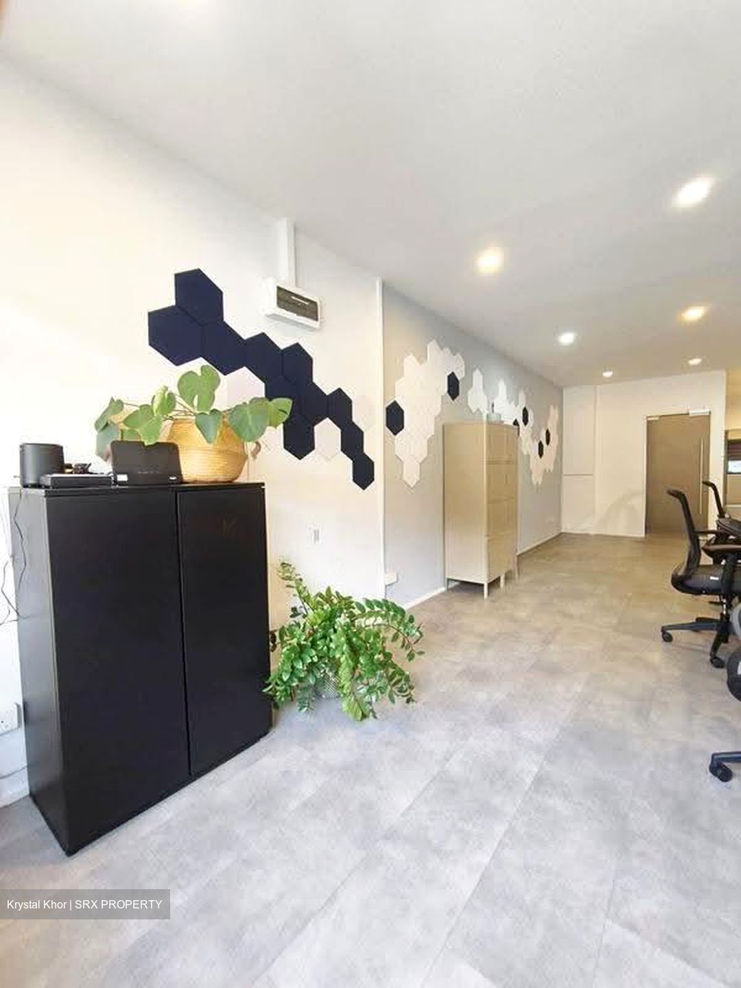 Amoy Street (D1), Office #610381551
